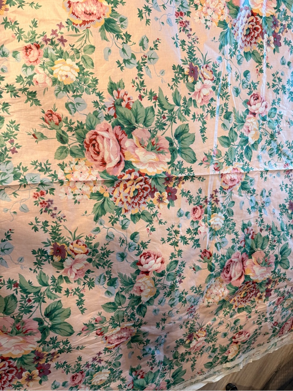 Vintage Jay Yang Shabby Floral Polished Chintz Cabbages Fabric 8 Yds Roses - Picture 6 of 8